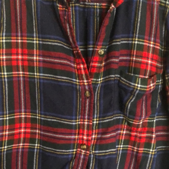 🔴 american eagle plaid button down - Picture 4 of 4